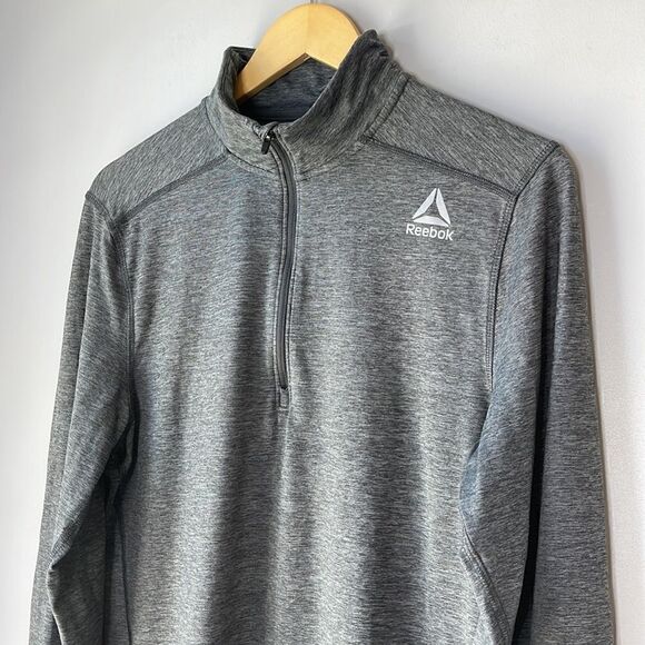 Reebok 1/4 Zip Gray Running Shirt - Picture 3 of 8